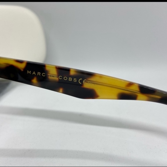 MARC JACOBS 54 mm Flat Top Gradient Square Frame Sunglasses - Picture 7 of 8